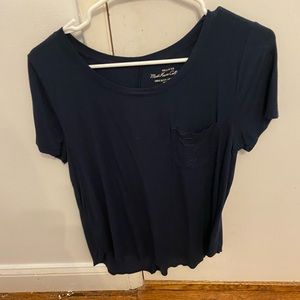 Hollister t shirt